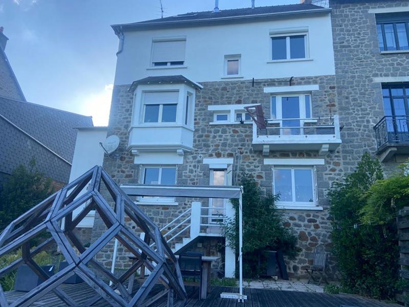 Maison de ville - 211 m² - 9 pièces