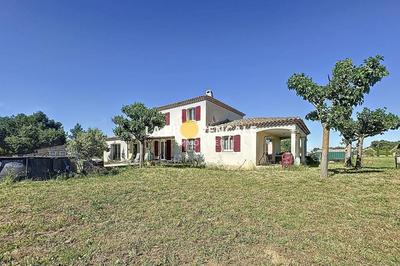 Propriété - 175 m² - 6 pièces