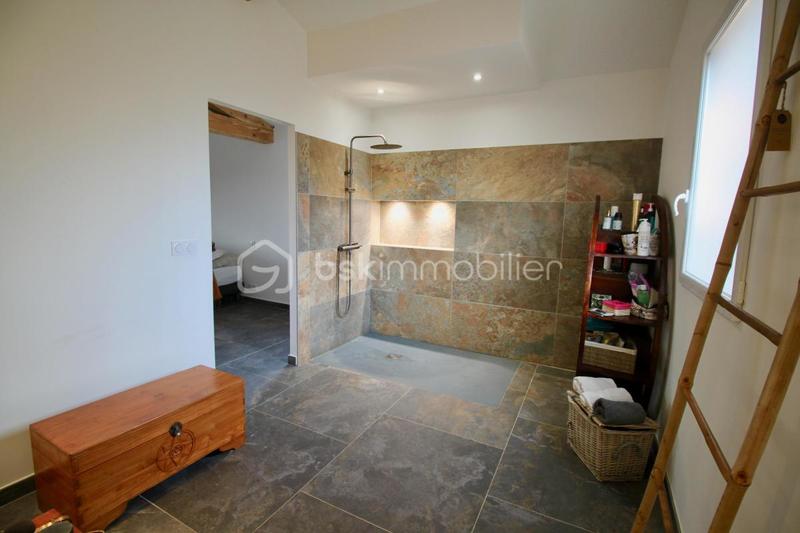 Maison - 147 m² - 5 pièces