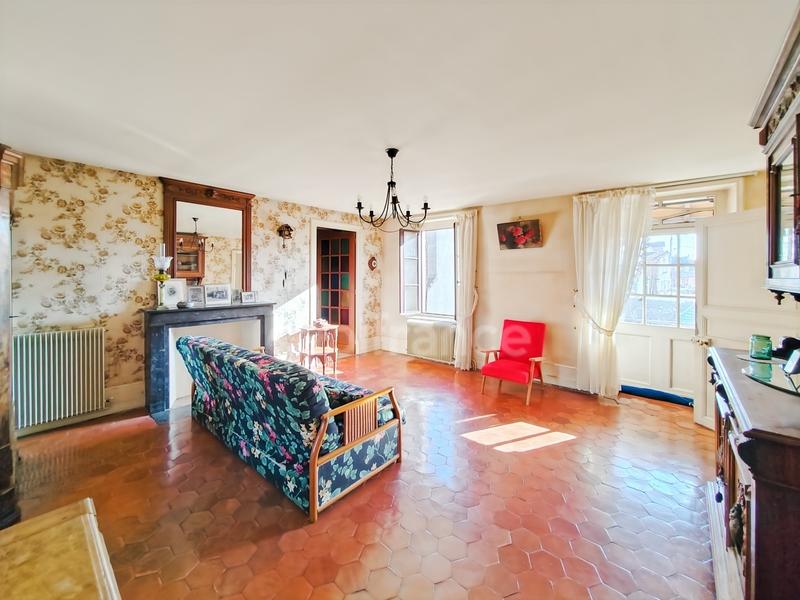 Maison - 144 m² - 5 pièces