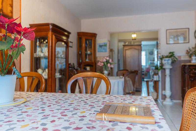 Appartement - 97 m² - 5 pièces