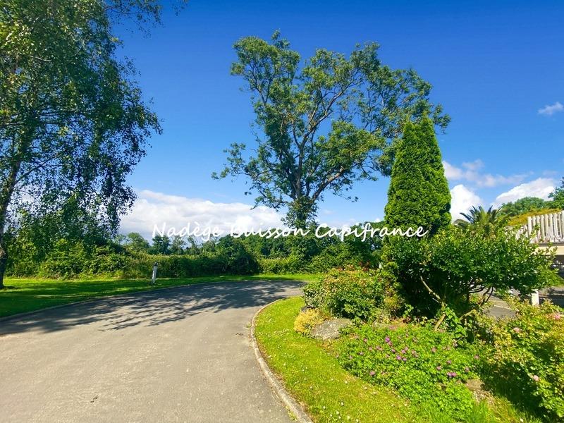 Immeuble - 94 m² - 4 pièces