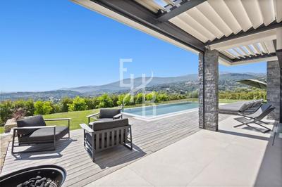 Villa - 420 m² - 8 pièces