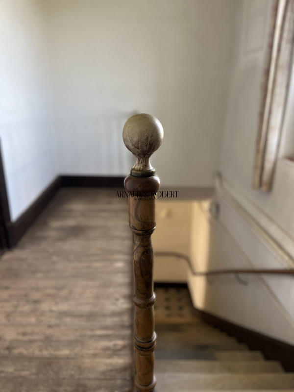 Bastide - 300 m² - 1 pièce