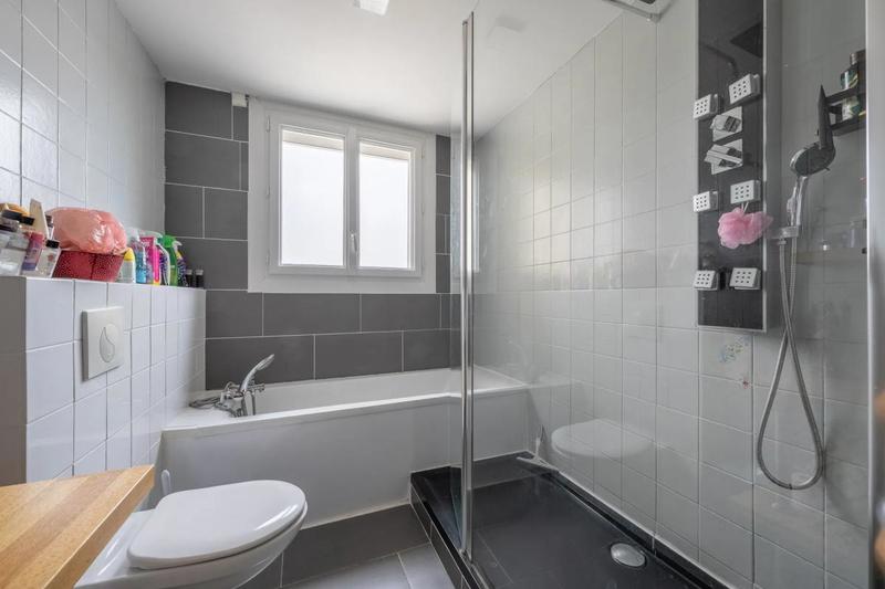 Maison - 157 m² - 7 pièces