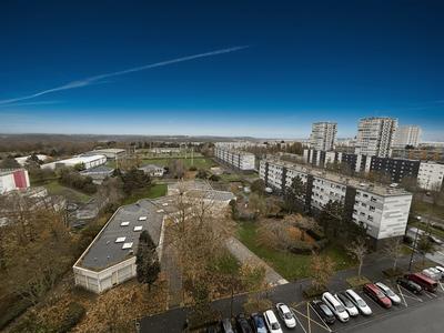 Appartement - 83 m² - 4 pièces