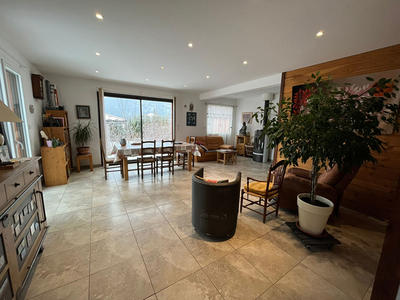 Maison - 117 m² - 5 pièces