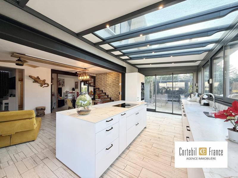 Maison - 124 m² - 5 pièces