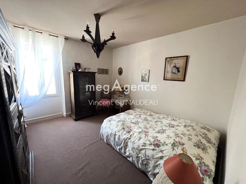 Maison - 174 m² - 9 pièces