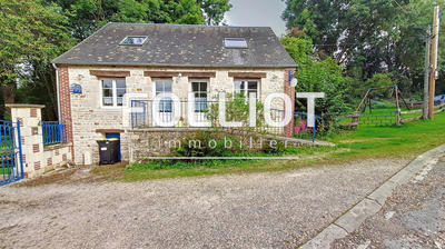 Maison - 77 m² - 6 pièces