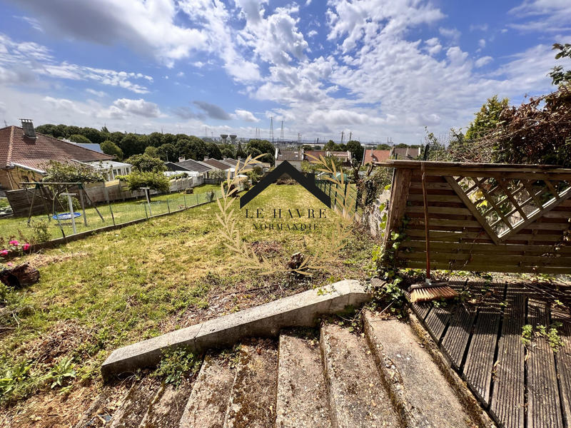 Maison traditionnelle - 162 m² - 6 pièces