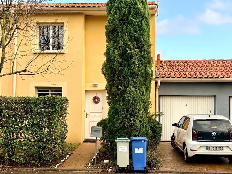 Maison - 80 m² - 4 pièces