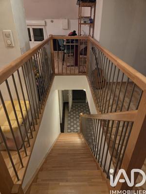 Maison - 210 m² - 5 pièces