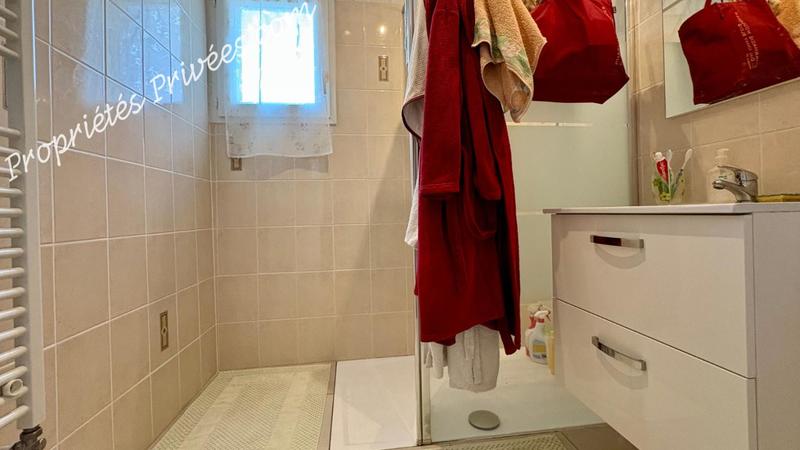 Maison - 64 m² - 8 pièces