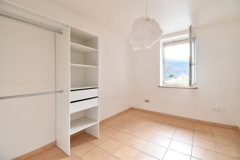 Maison en pierre - 251 m² - 10 pièces