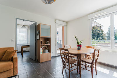 Appartement - 60 m² - 3 pièces