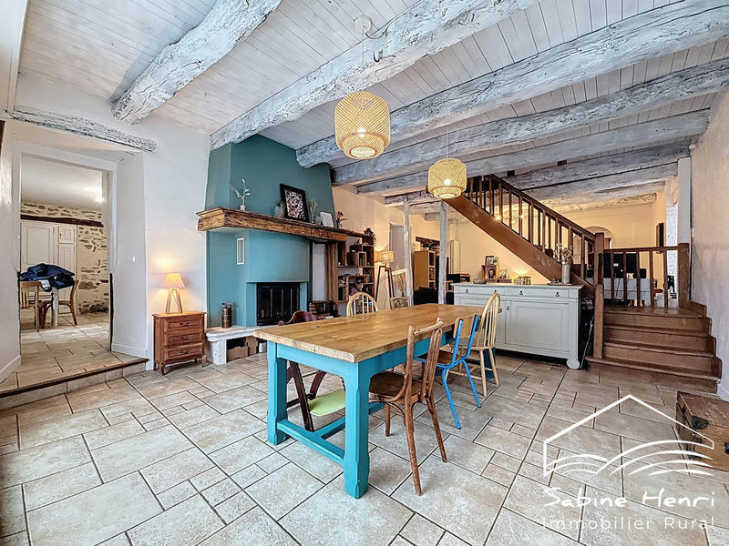 Maison ancienne - 175 m² - 6 pièces