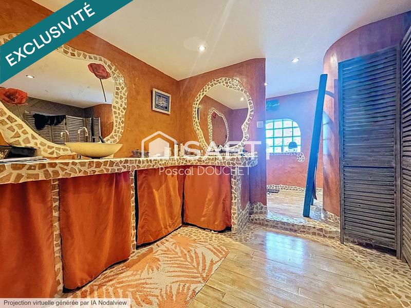 Maison - 215 m² - 6 pièces