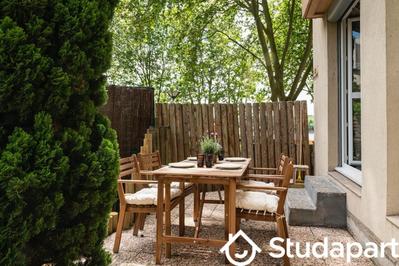 Chambre - 9 m² - 1 pièce