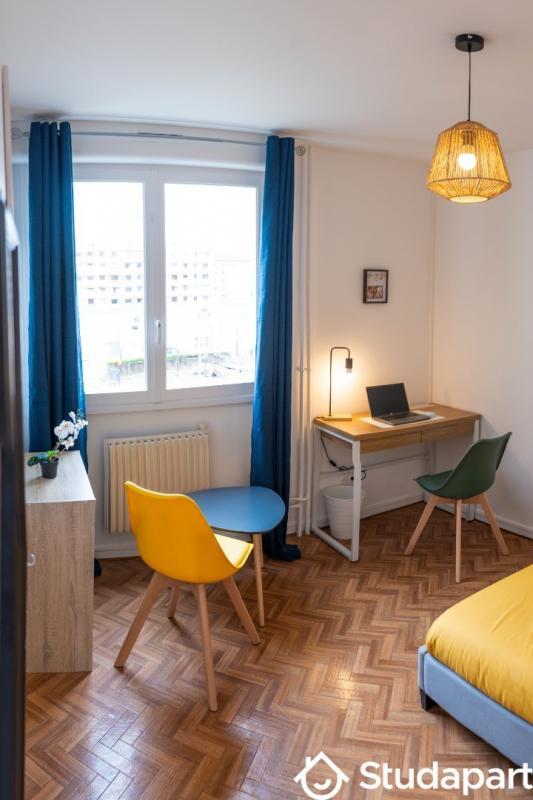 Chambre - 13 m² - 1 pièce