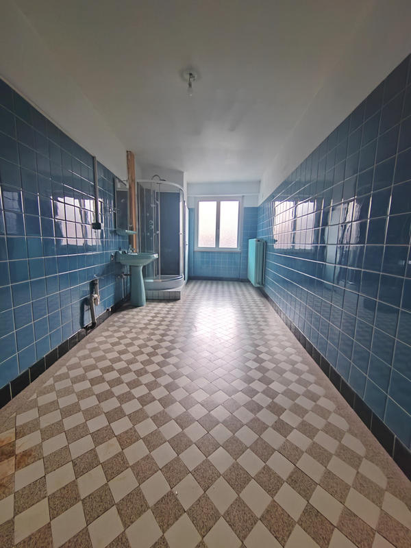 Appartement - 181 m² - 5 pièces