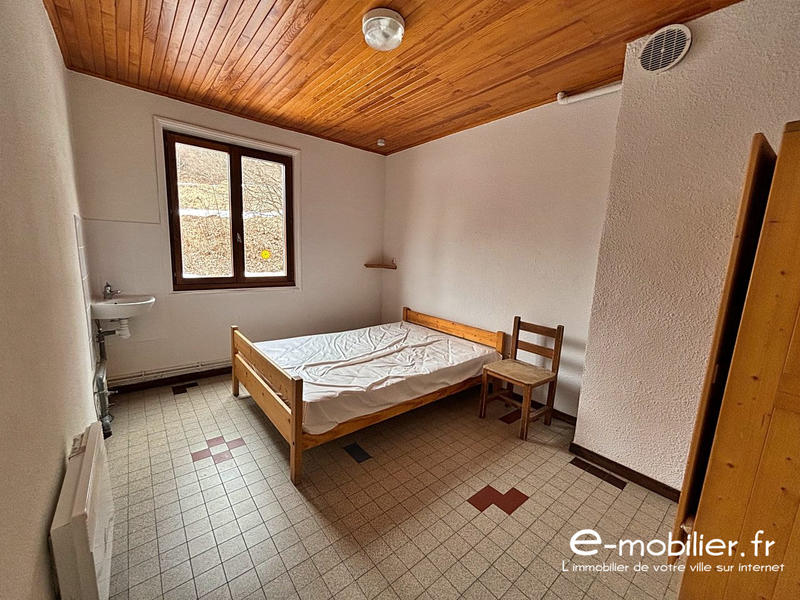 Châlet - 334 m² - 15 pièces