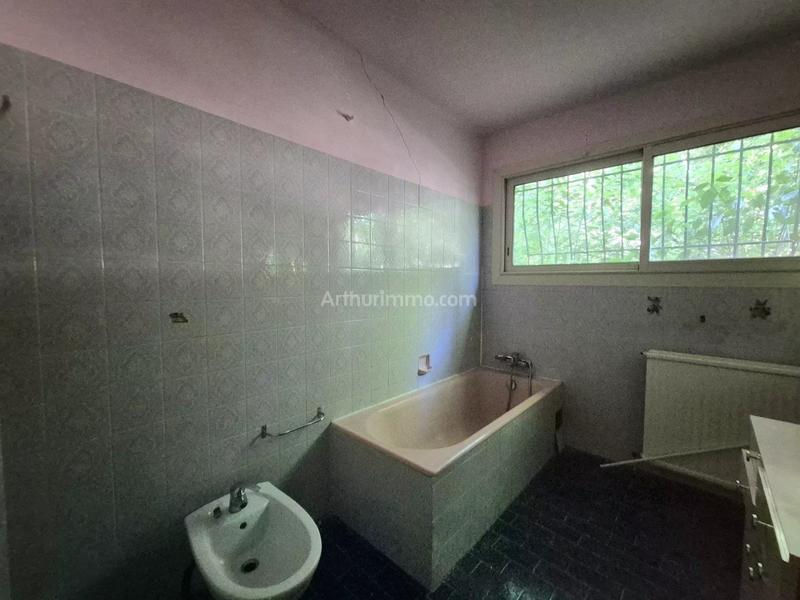 Maison - 200 m² - 7 pièces