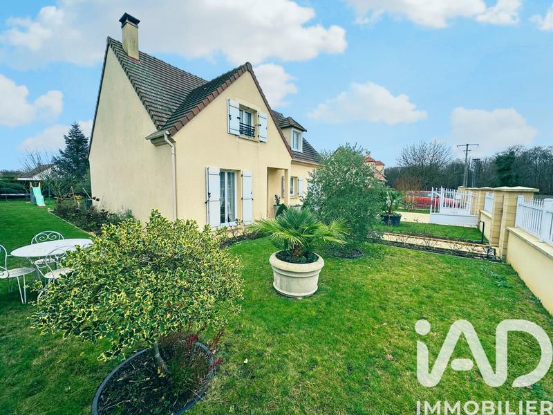 Maison - 135 m² - 6 pièces