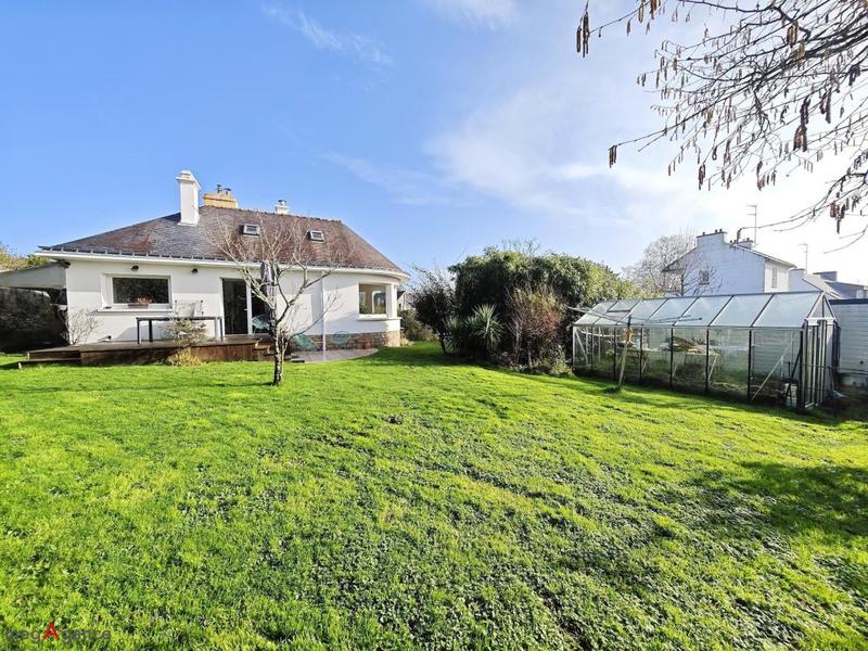 Maison - 170 m² - 7 pièces