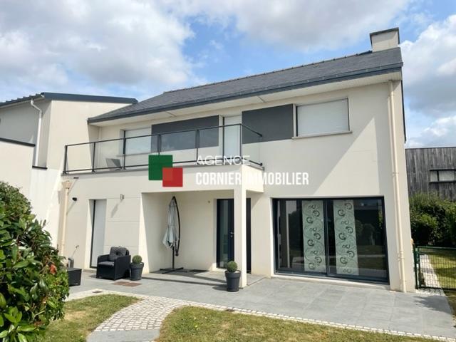 Pavillon - 136 m² - 6 pièces