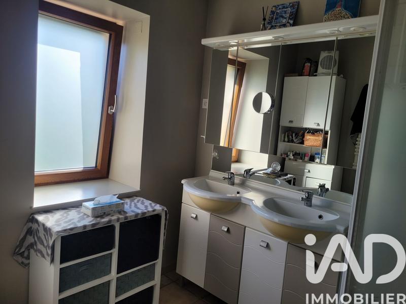 Maison - 216 m² - 7 pièces