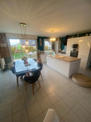 Maison - 117 m² - 6 pièces