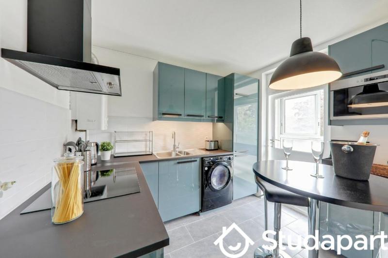 Chambre - 12 m² - 1 pièce