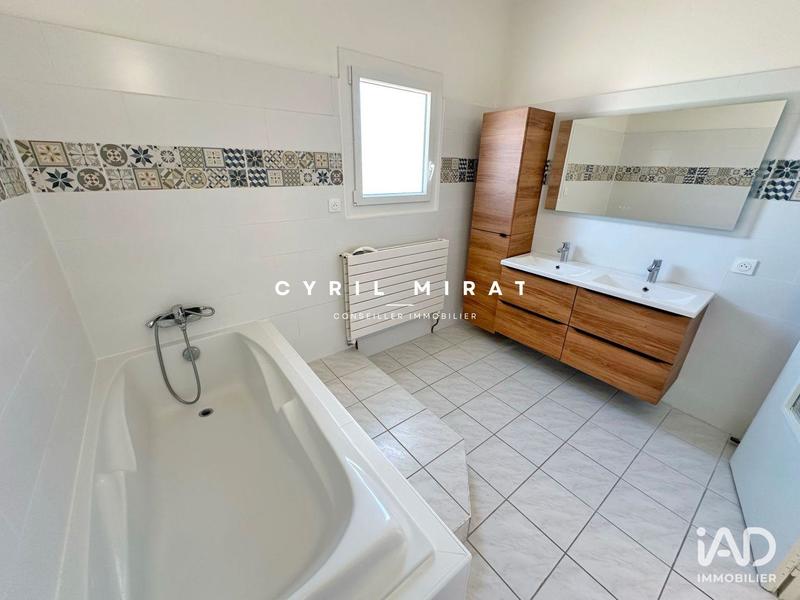 Maison - 137 m² - 5 pièces