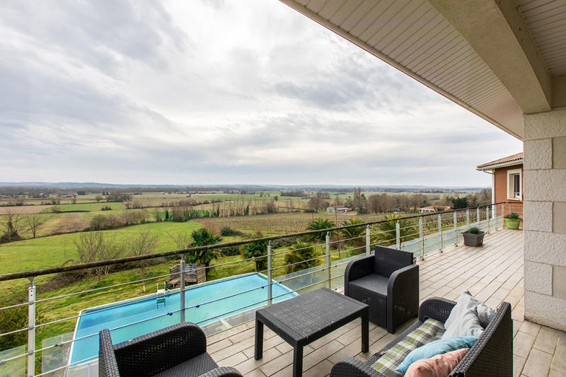 Maison - 172 m² - 5 pièces