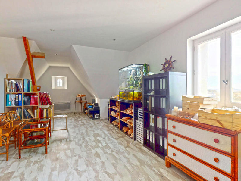 Viager - Maison - 170 m² - 8 pièces