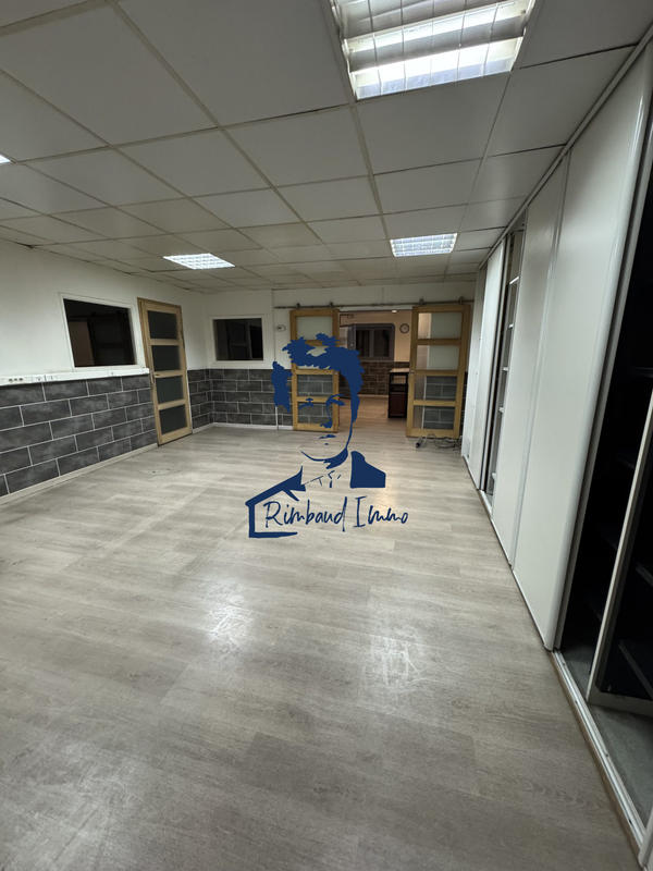 Local d'activités - 600 m²