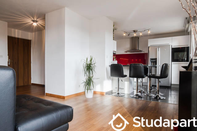 Appartement - 100 m² - 3 pièces