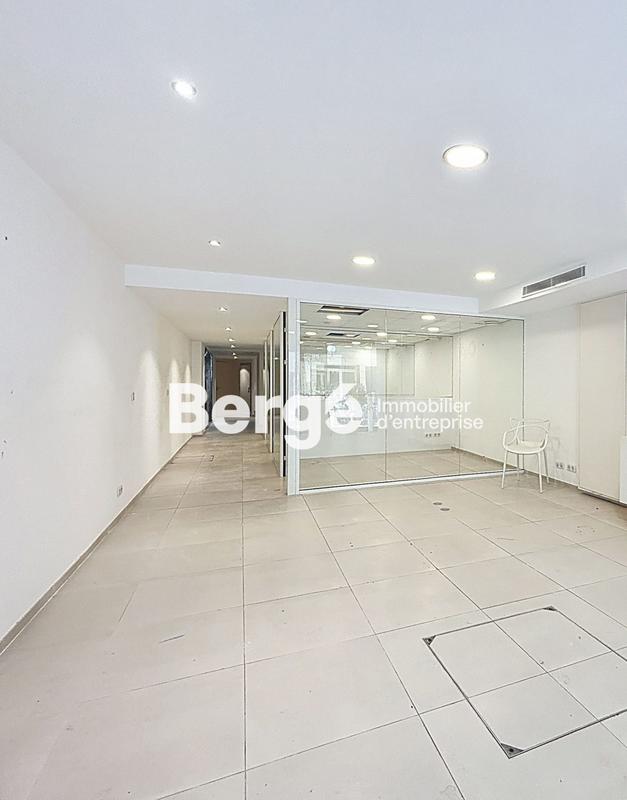 Local commercial - 255 m²