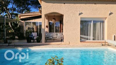Villa - 133 m² - 5 pièces