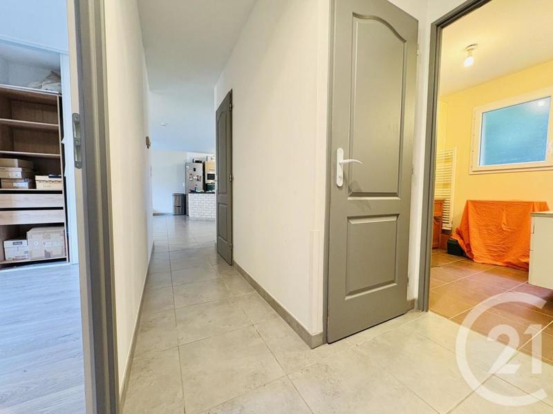 Pavillon - 137 m² - 7 pièces