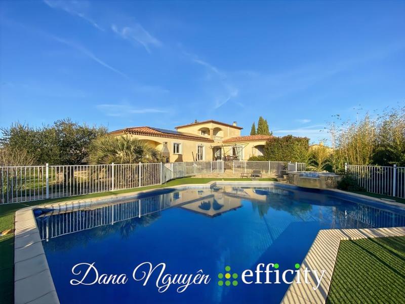 Villa - 176 m² - 8 pièces