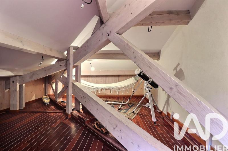 Maison - 401 m² - 13 pièces