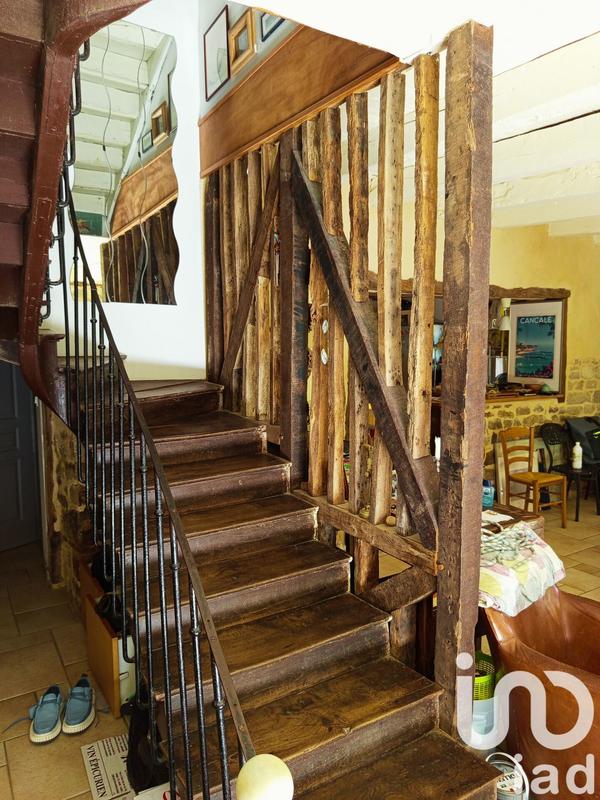 Maison - 234 m² - 8 pièces