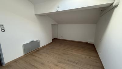 Appartement - 90 m² - 3 pièces