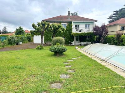 Maison - 161 m² - 5 pièces