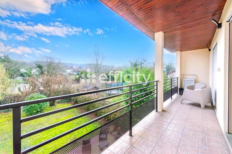 Maison - 173 m² - 6 pièces