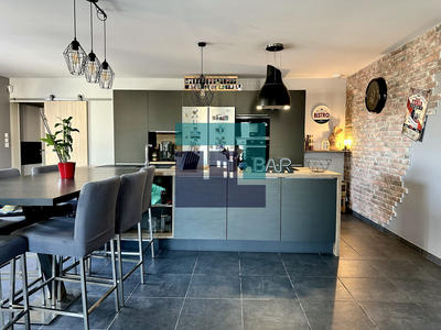 Maison - 110 m² - 4 pièces