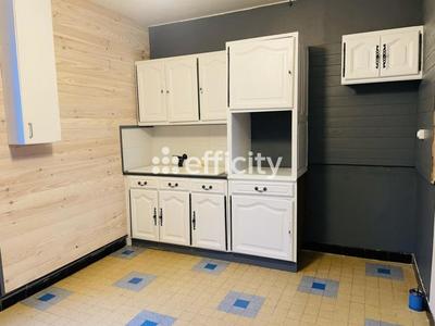 Maison - 102 m² - 5 pièces