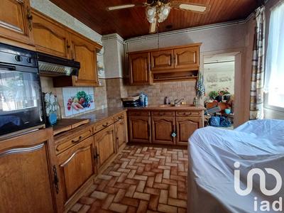 Maison - 90 m² - 5 pièces